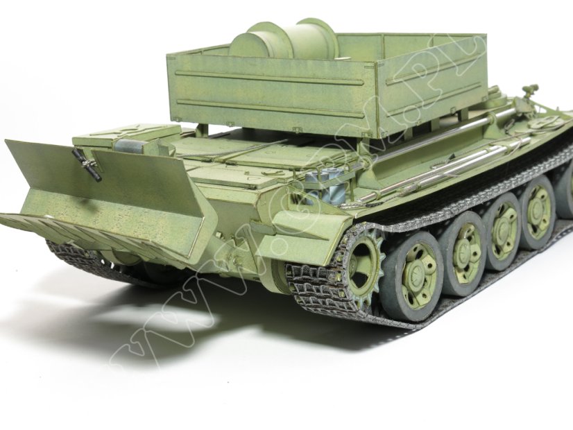 Obrněné vyprošťovací vozidlo WZT-1