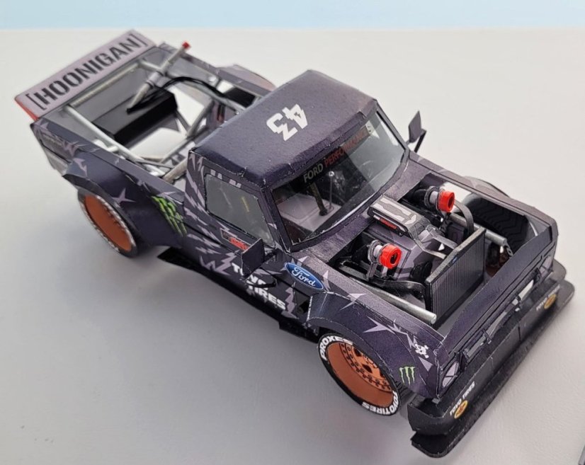Ford F-150 Hoonitruck