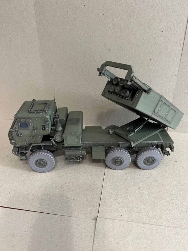 Himars M142